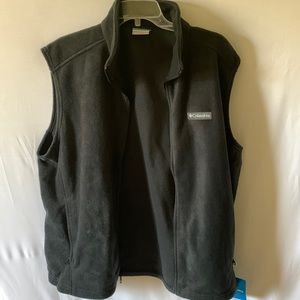 Black Columbia vest